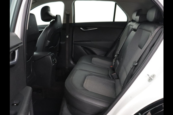Kia Niro 1.6 GDi PHEV DynamicLine | SOH 96,7% | Half leder | Adaptive cruise Trekhaak | Camera | Park assist | Navigatie | Carplay | Full LED | PHEV
