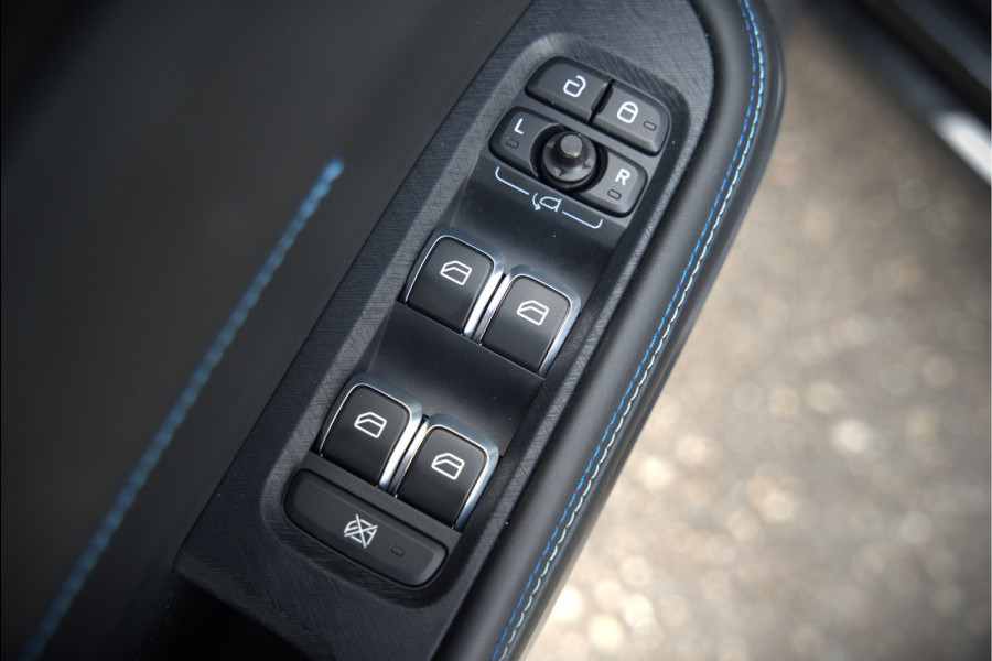 Lynk & Co 01 1.5 | Panoramadak | Stoelverwarming | Keyless | Apple Carplay | Memory Seat | Adaptive Cruise Control | Infinity | Navigatie | Camera | Parkeersensoren | Ambiance Verlichting | SOH 94,67%