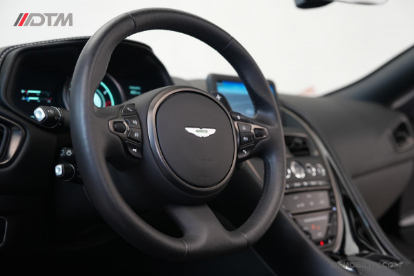 Aston Martin DB11 4.0 V8 | Volante | Dealer onderhouden | 360 camera |