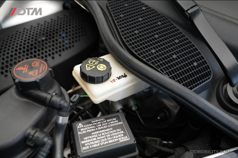 Aston Martin DB11 4.0 V8 | Volante | Dealer onderhouden | 360 camera |
