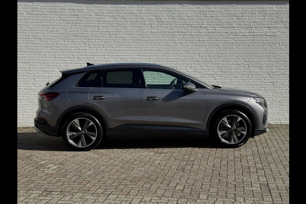 Audi Q4 e-tron 45 S Edition 82 kWh Trekhaak Adaptive cruise Camera 21 inch Velgen