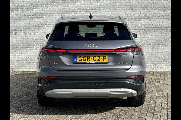 Audi Q4 e-tron 45 S Edition 82 kWh Trekhaak Adaptive cruise Camera 21 inch Velgen