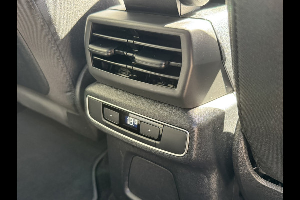 Audi Q4 e-tron 45 S Edition 82 kWh Trekhaak Adaptive cruise Camera 21 inch Velgen