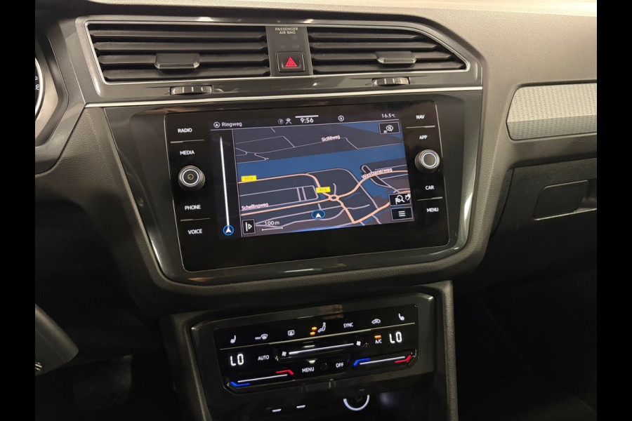 Volkswagen Tiguan 1.5 TSI Life Business*Automaat*Stoelverwarming*Camera*PDC*Navi*Cruise-Control*