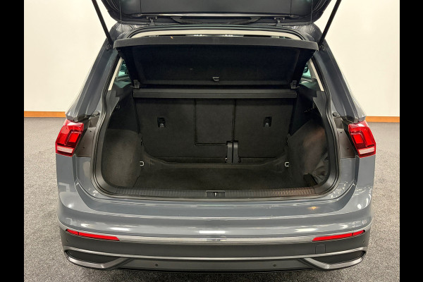 Volkswagen Tiguan 1.5 TSI Life Business*Automaat*Stoelverwarming*Camera*PDC*Navi*Cruise-Control*