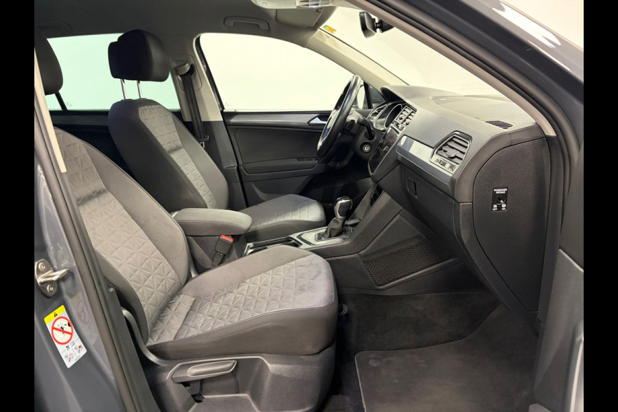 Volkswagen Tiguan 1.5 TSI Life Business*Automaat*Stoelverwarming*Camera*PDC*Navi*Cruise-Control*
