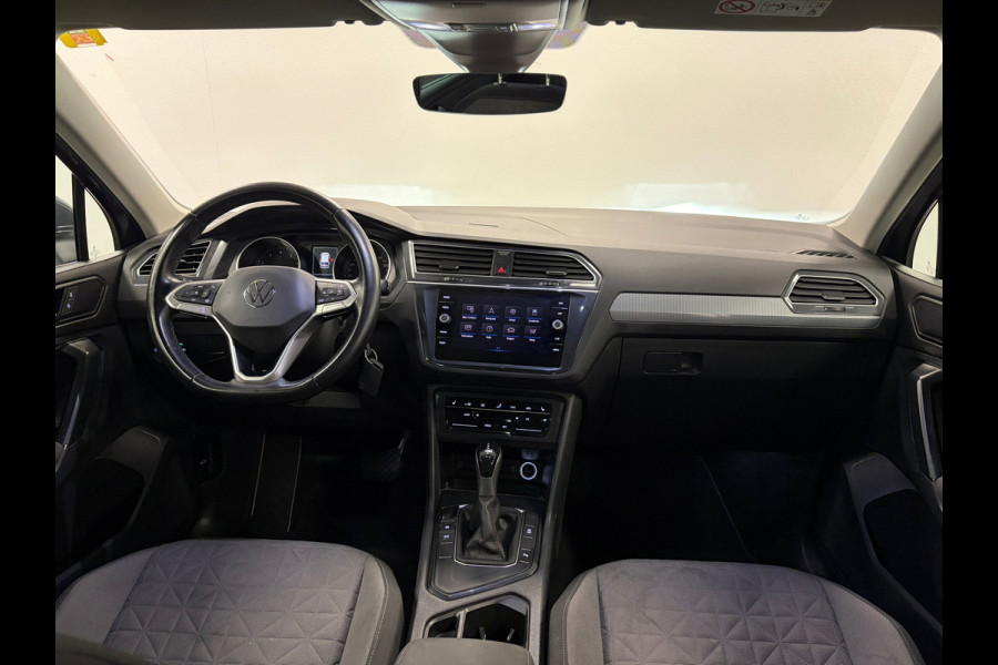Volkswagen Tiguan 1.5 TSI Life Business*Automaat*Stoelverwarming*Camera*PDC*Navi*Cruise-Control*