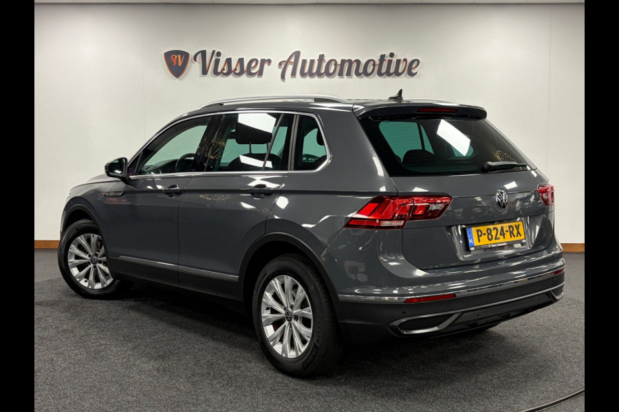 Volkswagen Tiguan 1.5 TSI Life Business*Automaat*Stoelverwarming*Camera*PDC*Navi*Cruise-Control*