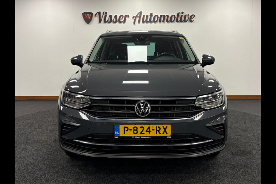 Volkswagen Tiguan 1.5 TSI Life Business*Automaat*Stoelverwarming*Camera*PDC*Navi*Cruise-Control*