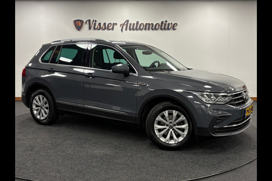 Volkswagen Tiguan 1.5 TSI Life Business*Automaat*Stoelverwarming*Camera*PDC*Navi*Cruise-Control*