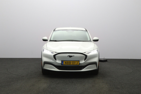 Ford Mustang Mach-E RWD 75 kWh 260 PK, SOH 92 %, Camera, Carplay, Adap. Cruise Control, Winterpakket