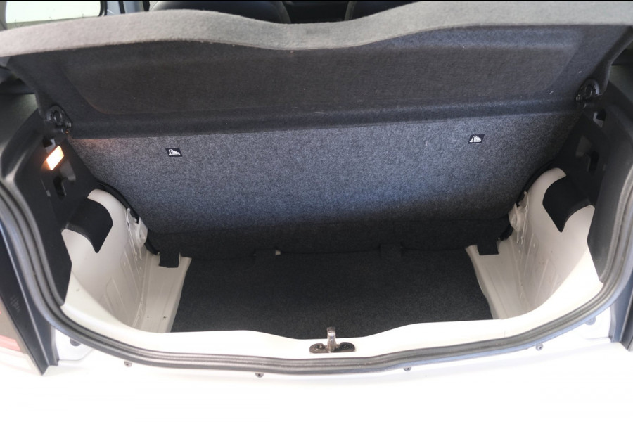 Volkswagen up! 1.0 BMT - N.A.P. Airco.