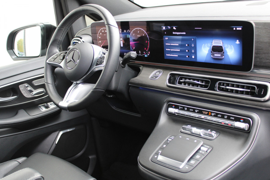 Mercedes-Benz V-Klasse 300d / AMG / 4-Matic / DC / Luchtvering / Pano / Elec Stoelen / Burmester / Vol Opties / NIEUWSTAAT.