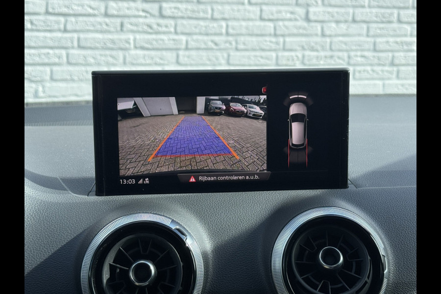 Audi Q2 35 TFSI Pro Line Digitaal dashoard Camera CarPlay Keyless Clima Cruise
