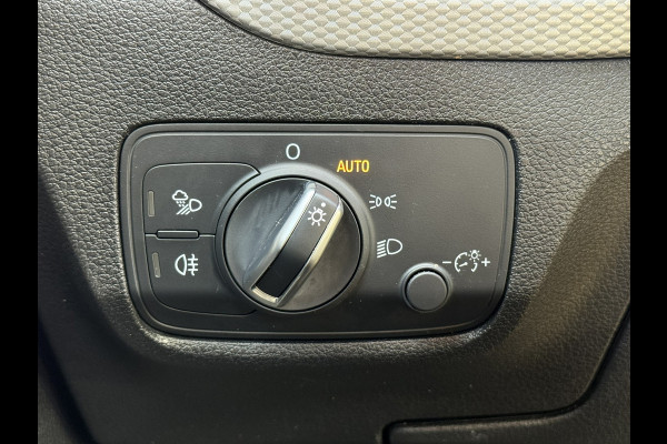 Audi Q2 35 TFSI Pro Line Digitaal dashoard Camera CarPlay Keyless Clima Cruise