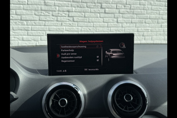 Audi Q2 35 TFSI Pro Line Digitaal dashoard Camera CarPlay Keyless Clima Cruise