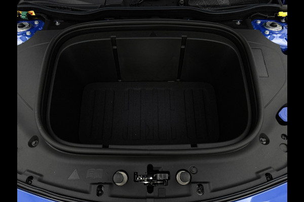 Mercedes-Benz CLA-Klasse 250+ Launch Edition 85 kWh | Trekhaak | Warmtepomp | Adaptieve Cruisecontrol | Antidiefstal pakket URBAN GUARD | Nightpakket | 19 inch AMG velgen | Panoramadak | Sierdelen aluminium |
