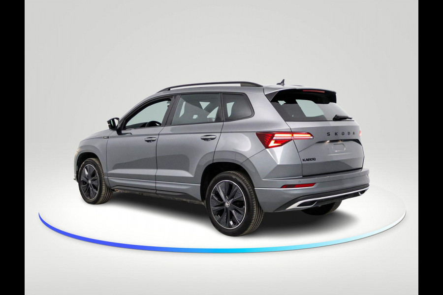 Škoda Karoq 1.5 TSI ACT Sportline Business 150 pk Automaat (DSG) | Verlengde garantie | Navigatie via App | Parkeersensoren | Achteruitrijcamera | Adaptieve cruise control | Stoelverwarming v/a | Verwarmde voorruit |