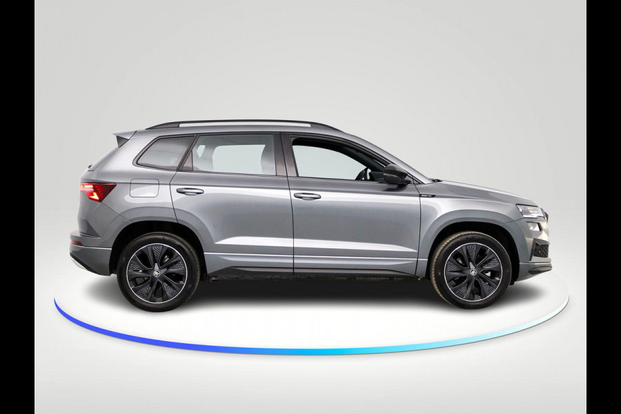 Škoda Karoq 1.5 TSI ACT Sportline Business 150 pk Automaat (DSG) | Verlengde garantie | Navigatie via App | Parkeersensoren | Achteruitrijcamera | Adaptieve cruise control | Stoelverwarming v/a | Verwarmde voorruit |