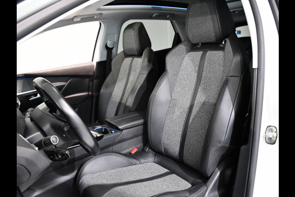 Peugeot 3008 1.2 PureTech AGC Allure | Panoramadak | Trekhaak | Navigatie | Climate Control | Achteruitrijcamera |