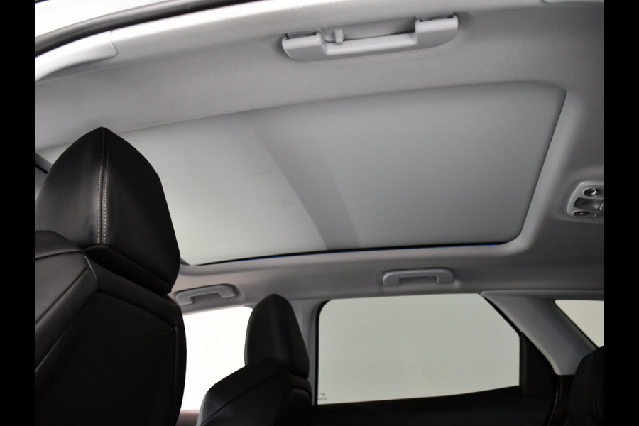 Peugeot 3008 1.2 PureTech AGC Allure | Panoramadak | Trekhaak | Navigatie | Climate Control | Achteruitrijcamera |