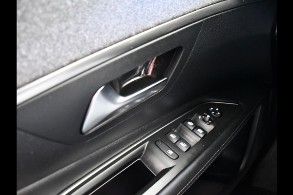 Peugeot 3008 1.2 PureTech AGC Allure | Panoramadak | Trekhaak | Navigatie | Climate Control | Achteruitrijcamera |