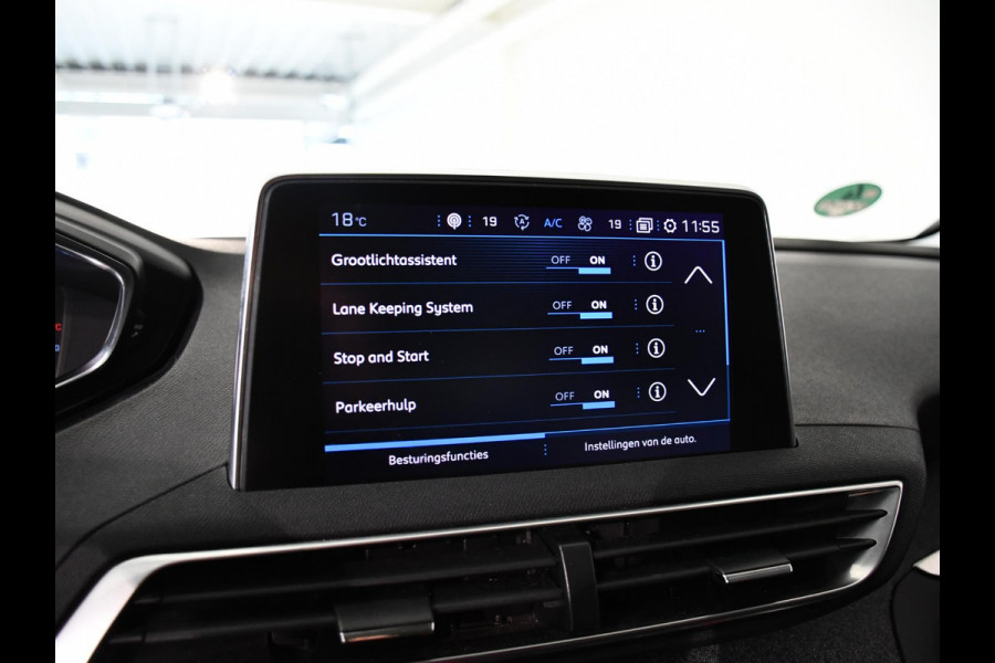 Peugeot 3008 1.2 PureTech AGC Allure | Panoramadak | Trekhaak | Navigatie | Climate Control | Achteruitrijcamera |