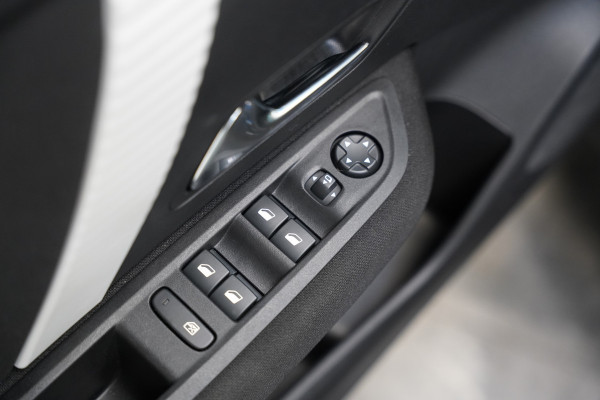 Citroën Ë-C4 You 136pk Standard range 50 kWh 360 Camera PDC Carplay
