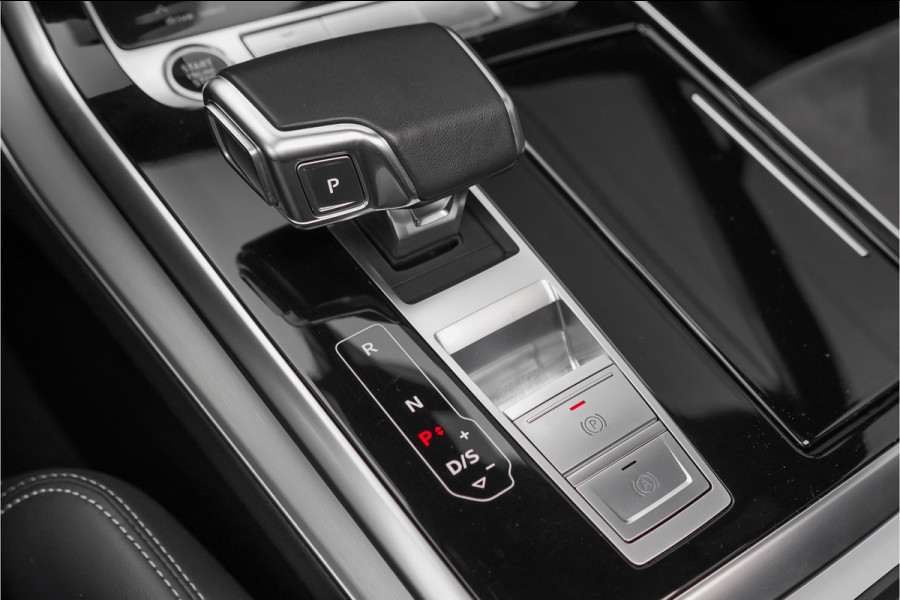 Audi Q7 55 TFSI e Quattro Pro Line S-Line Pano ACC Matrix LED 22"