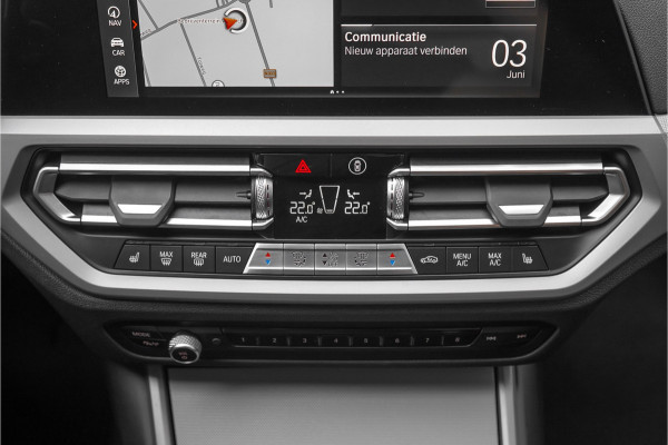 BMW 3 Serie Touring 330e ACC Laser HUD Keyless Camera 18"