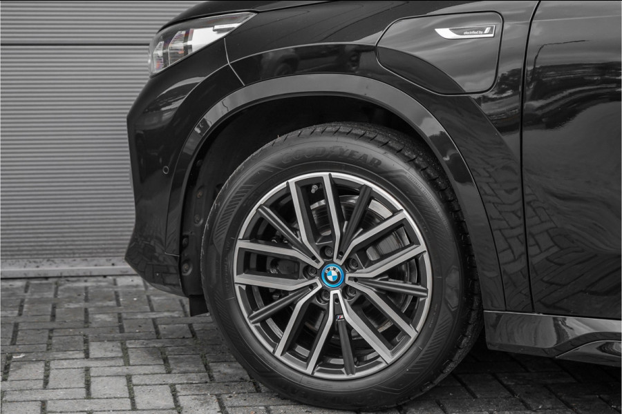 BMW X1 xDrive25e M-Sport Adaptief LED Keyless 99% SOH Stoelverw