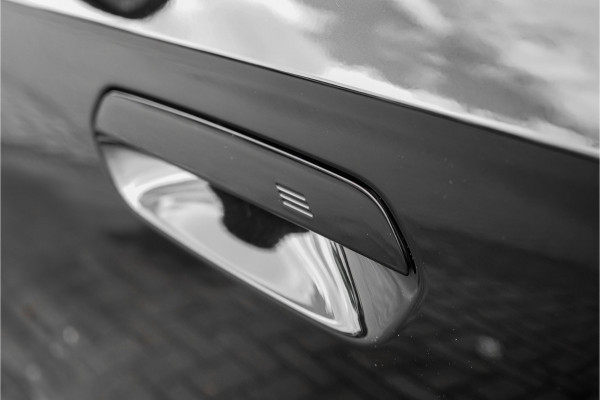 BMW X1 xDrive25e M-Sport Adaptief LED Keyless 99% SOH Stoelverw