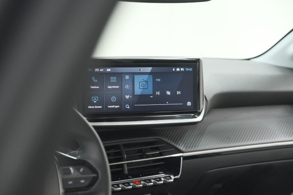 Peugeot 208 PureTech 100 Allure | Apple Carplay | Parkeersensoren | Climate Control