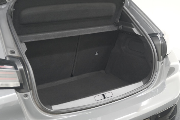 Peugeot 208 PureTech 100 Allure | Apple Carplay | Parkeersensoren | Climate Control