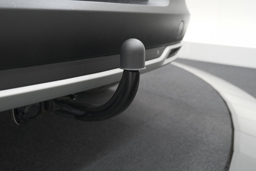 Opel Grandland 1.6 Turbo Plug-In Hybrid 300 4x4 Ultimate | Trekhaak | Elektrische Kofferklep | 360 Camera | Adaptieve Cruise Control | Pack Leder