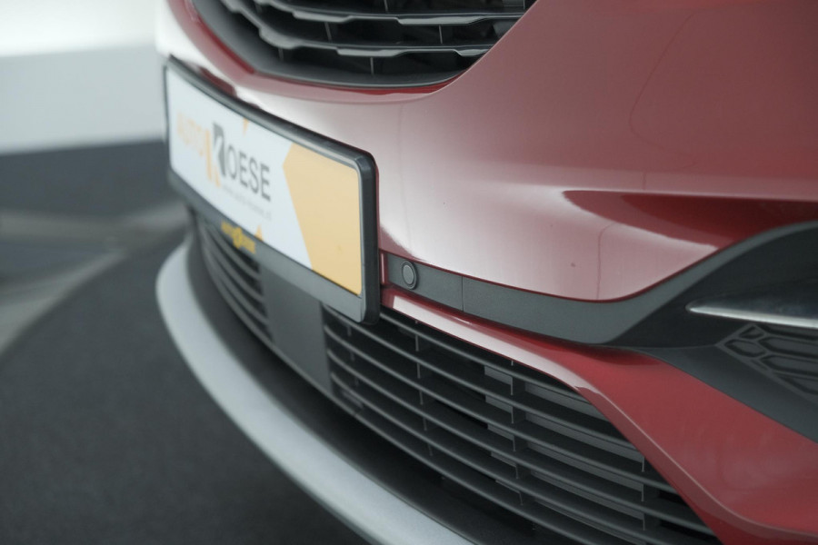 Opel Grandland 1.6 Turbo Plug-In Hybrid 300 4x4 Ultimate | Trekhaak | Elektrische Kofferklep | 360 Camera | Adaptieve Cruise Control | Pack Leder