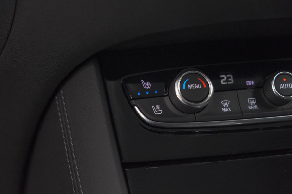 Opel Grandland 1.6 Turbo Plug-In Hybrid 300 4x4 Ultimate | Trekhaak | Elektrische Kofferklep | 360 Camera | Adaptieve Cruise Control | Pack Leder