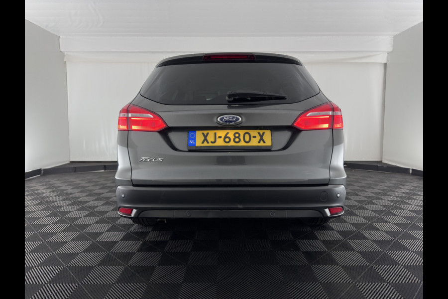 Ford FOCUS Wagon 1.5 TDCI Titanium (INCL.BTW) *NAVI-FULLMAP | HEATED-COMFORTSEATS | CAMERA | KEYLESS | PRIVACY-GLASS | ECC | PDC | CRUISE | 16''ALU*