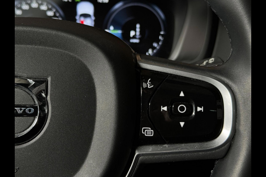 Volvo XC90 2.0 T8 Recharge AWD R-Design LONG RANGE|PANO|LUCHTVERING|TREKHAAK|H&K|HUD|360 CAM|22 INCH