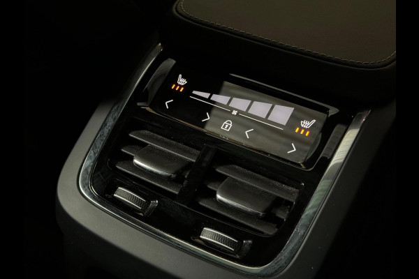 Volvo XC90 2.0 T8 Recharge AWD R-Design LONG RANGE|PANO|LUCHTVERING|TREKHAAK|H&K|HUD|360 CAM|22 INCH