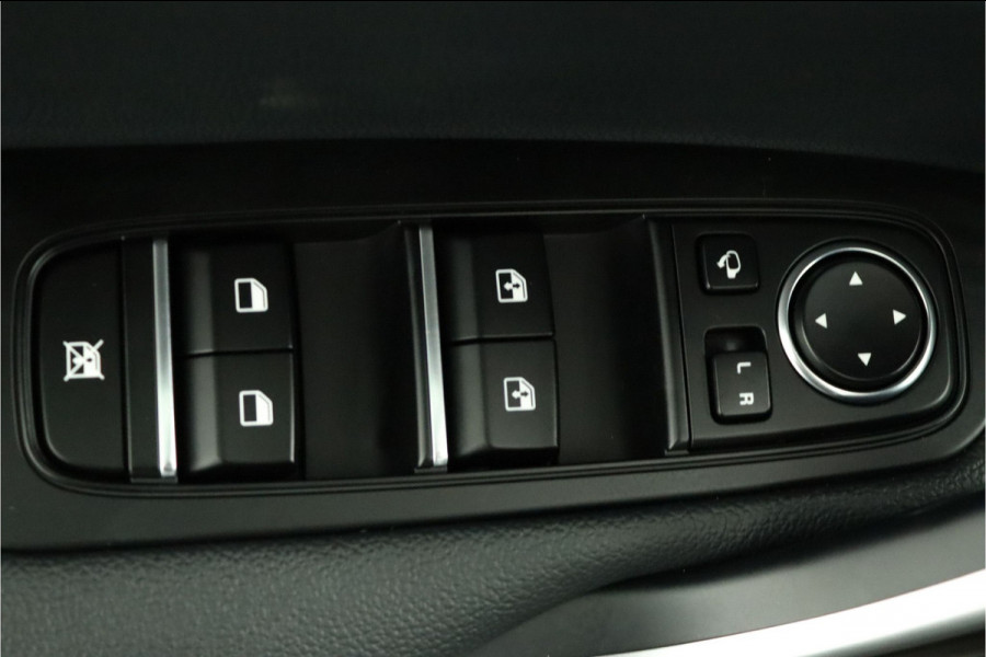 Kia Ceed Sportswagon 1.5 T-GDi DynamicPlusLine - Automaat - Stoel/Stuur Verwarming - Dodehoek Detectie - LED Koplampen - Fabrieksgarantie t/m 11-2031