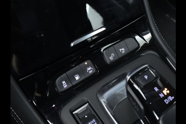 Opel Grandland X 1.6 Turbo Hybrid Ultimate (APPLE CARPLAY,NAVI,STOELVERWARMING,CAMERA,360 VIEW,SPORTSTOELEN,NETTESTAAT)