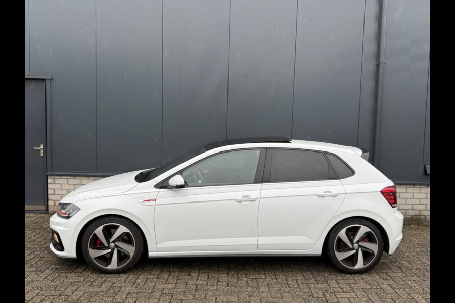Volkswagen Polo 2.0 TSI GTI 17"/Panoramadak/Stoelverwarming/Keyless/Virtual cockpit/Adaptieve cruise/Camera/IQ Light/PDC v+a/Apple Carplay & Android Auto