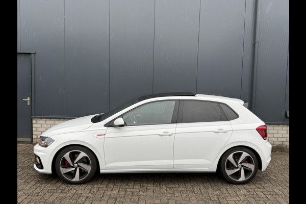 Volkswagen Polo 2.0 TSI GTI 17"/Panoramadak/Stoelverwarming/Keyless/Virtual cockpit/Adaptieve cruise/Camera/IQ Light/PDC v+a/Apple Carplay & Android Auto