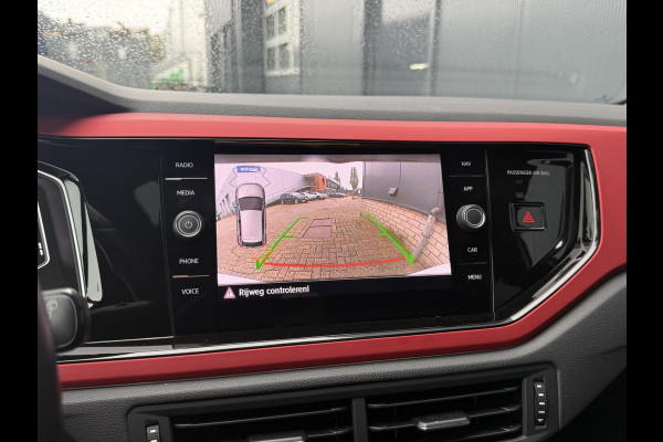 Volkswagen Polo 2.0 TSI GTI 17"/Panoramadak/Stoelverwarming/Keyless/Virtual cockpit/Adaptieve cruise/Camera/IQ Light/PDC v+a/Apple Carplay & Android Auto