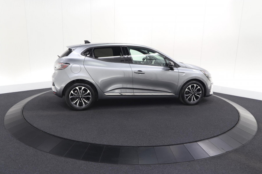 Renault Clio TCe 90 GPF techno | 360 Camera | 9.3 Inch Grootscherm | Apple Carplay