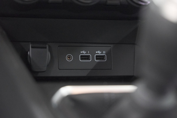 Renault Clio TCe 90 GPF techno | 360 Camera | 9.3 Inch Grootscherm | Apple Carplay
