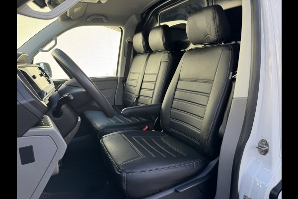 Volkswagen Transporter 2.0 TDI L2H3 28 Comfortline Carplay Cruise Navigatie Airco Trekhaak 3 Zitplaatsen