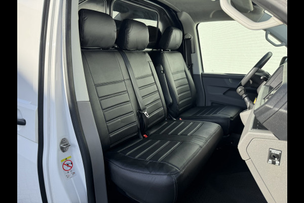 Volkswagen Transporter 2.0 TDI L2H3 28 Comfortline Carplay Cruise Navigatie Airco Trekhaak 3 Zitplaatsen