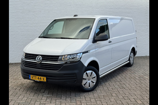 Volkswagen Transporter 2.0 TDI L2H3 28 Comfortline Carplay Cruise Navigatie Airco Trekhaak 3 Zitplaatsen